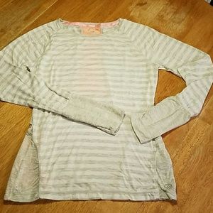 MPG Ladies long sleeve, size medium